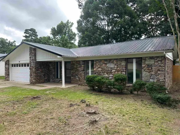 3414 Price Avenue, Bryant, AR 72022