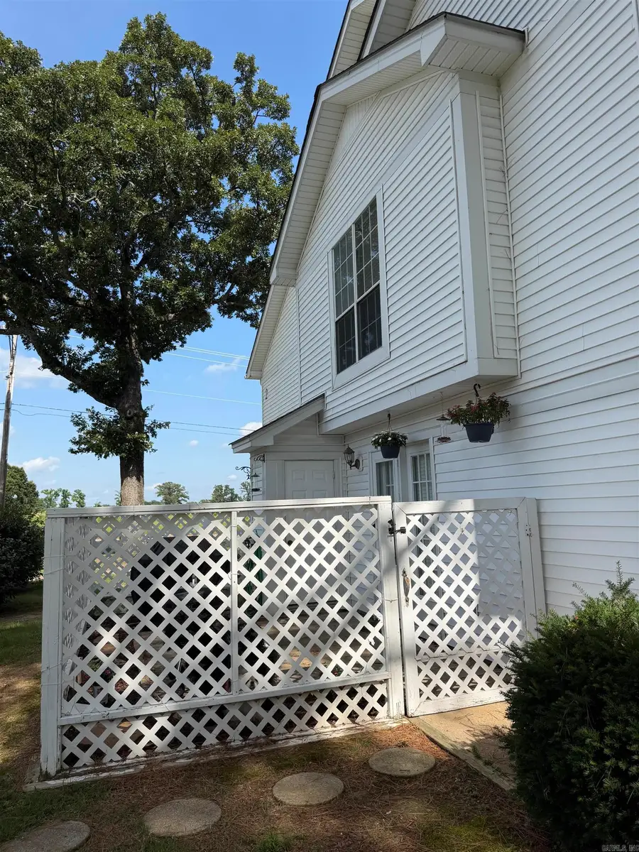 1005 S German Ln #27, Conway, AR 72034 - #2