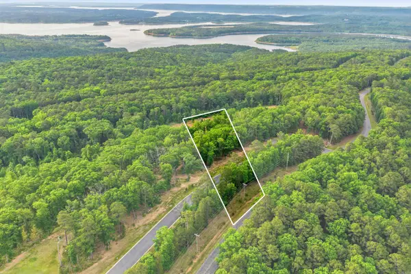 127 Osage Point Dr, Fairfield Bay, AR 72088
