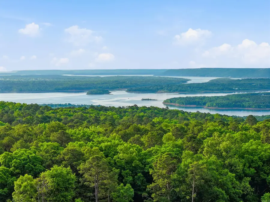 127 Osage Point Dr, Fairfield Bay, AR 72088 - #2