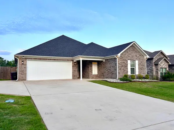 2818 Whisker Way, Benton, AR 72015