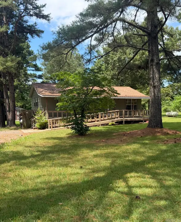 245 Berry Road, Concord, AR 72523