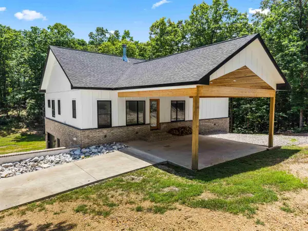 179 Rockdale Place, Hot Springs, AR 71909