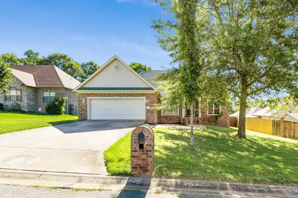 13 Savannah Court, Cabot, AR 72023