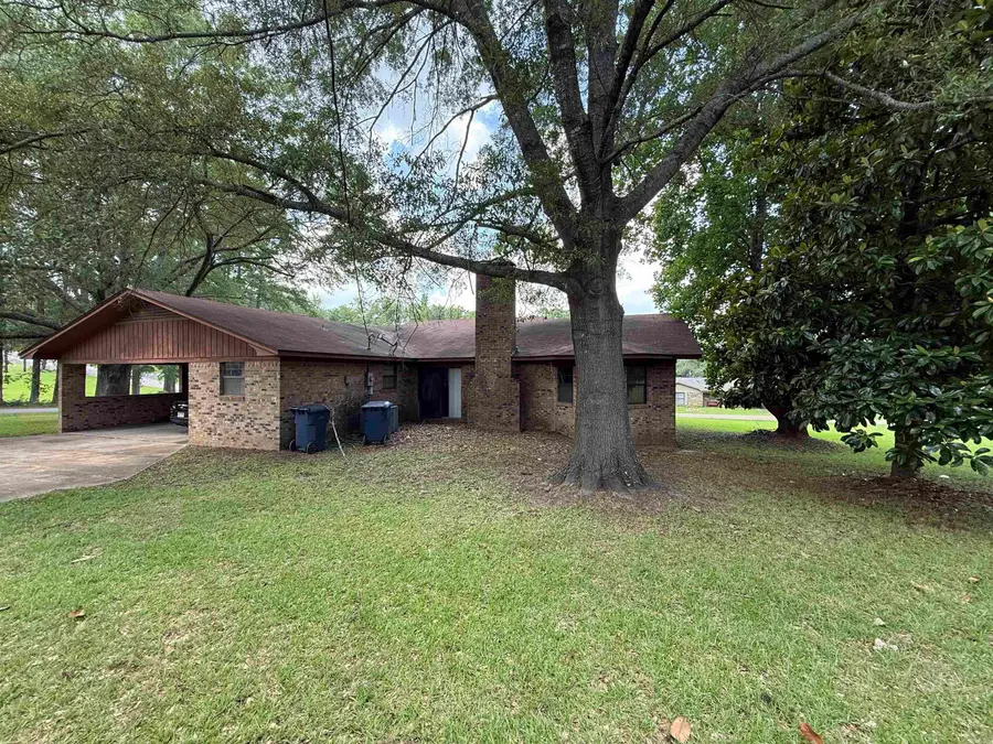 1313 Park Street, Nashville, AR 71852 - #2