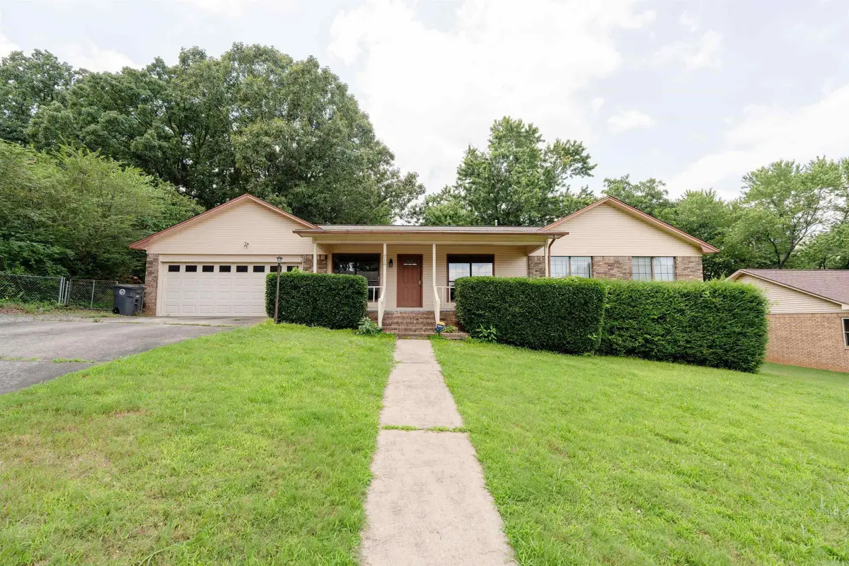 215 Navajo Drive, Searcy, AR 72143 - #1