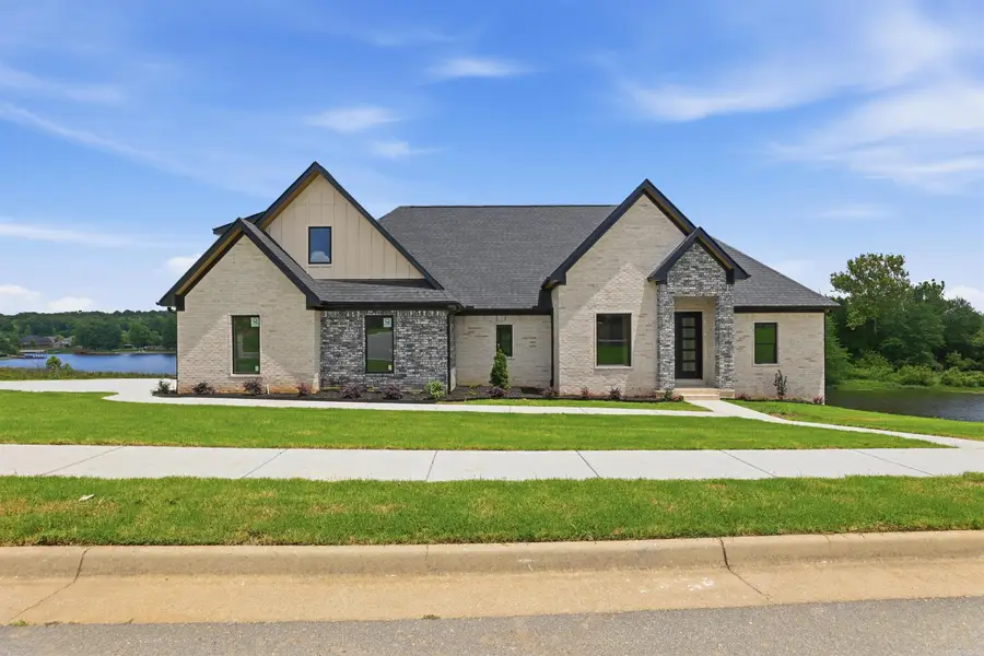 7612 S Shoreline Blvd, Benton, AR 72019 - #2