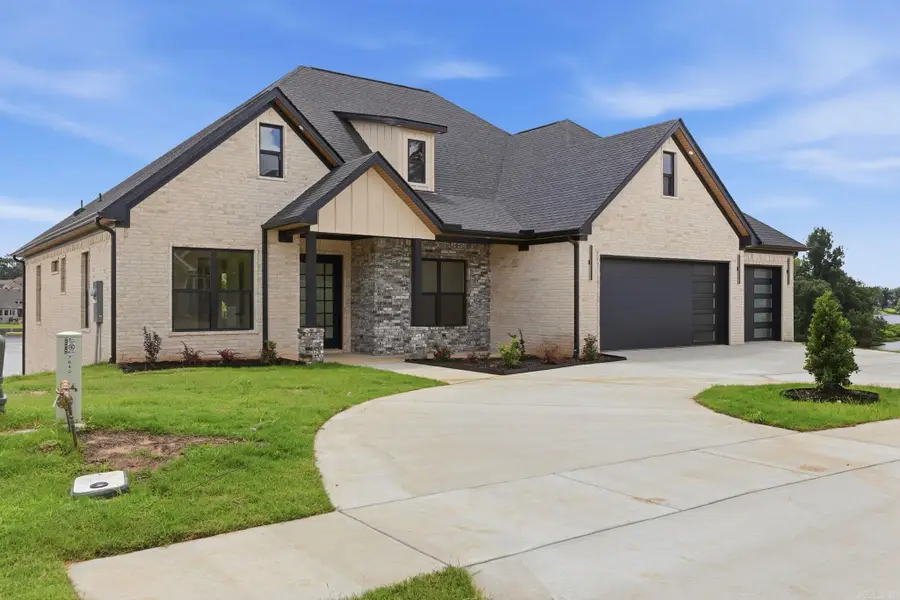 7636 S Shoreline Blvd, Benton, AR 72019 - #2