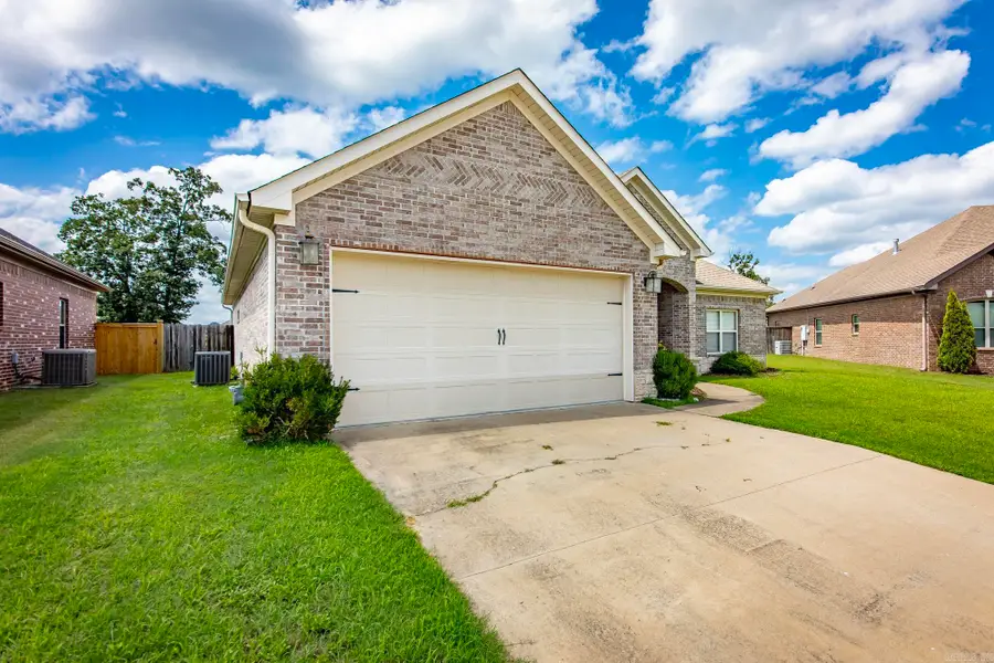 8917 Meadow Gardens Circle, Sherwood, AR 72120 - #3