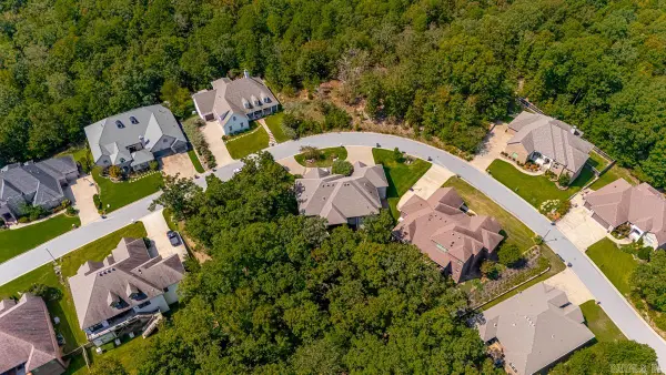 15 Weatherstone Point, Little Rock, AR 72211