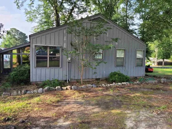 1002 S Broadway Street, Smackover, AR 71762