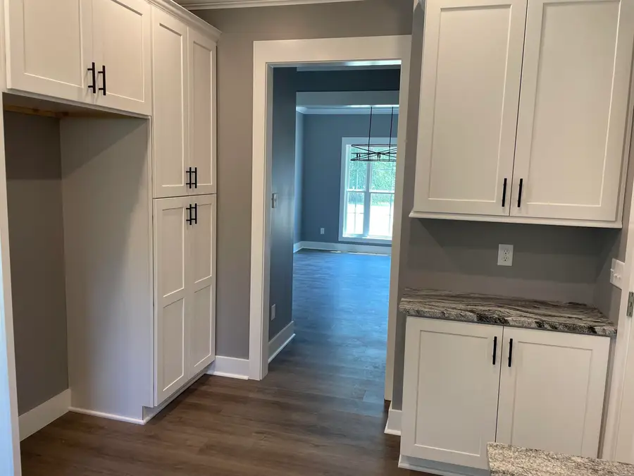 3502 Burdyshaw Dr., Jonesboro, AR 72405 - #3
