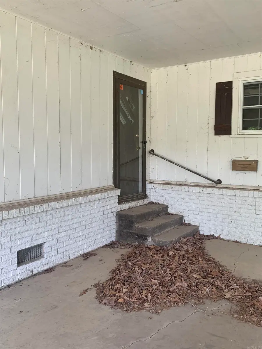 514 W Maxwell Avenue, Dewitt, AR 72042 - #3