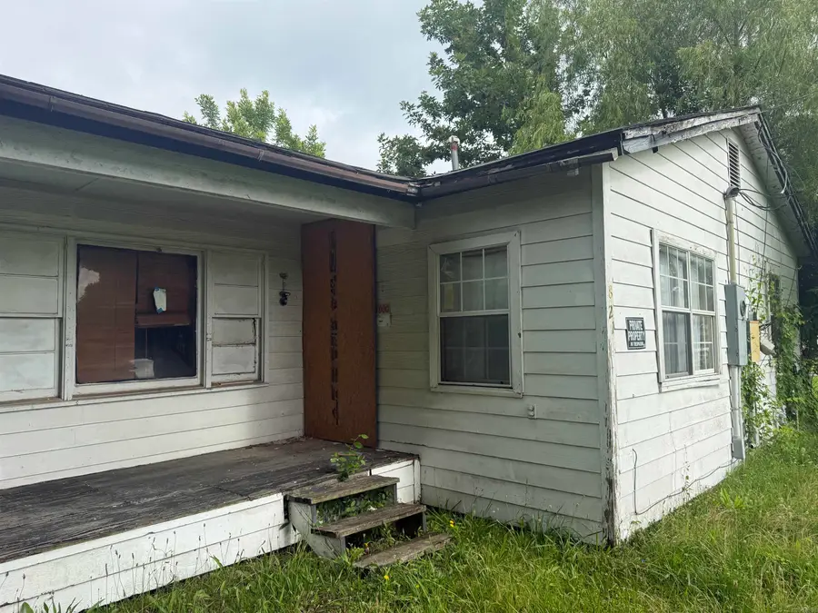821 N E Street, North Little Rock, AR 72114 - #2