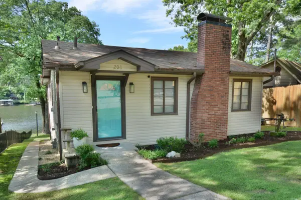 208 Edgewater Circle, Hot Springs, AR 71913