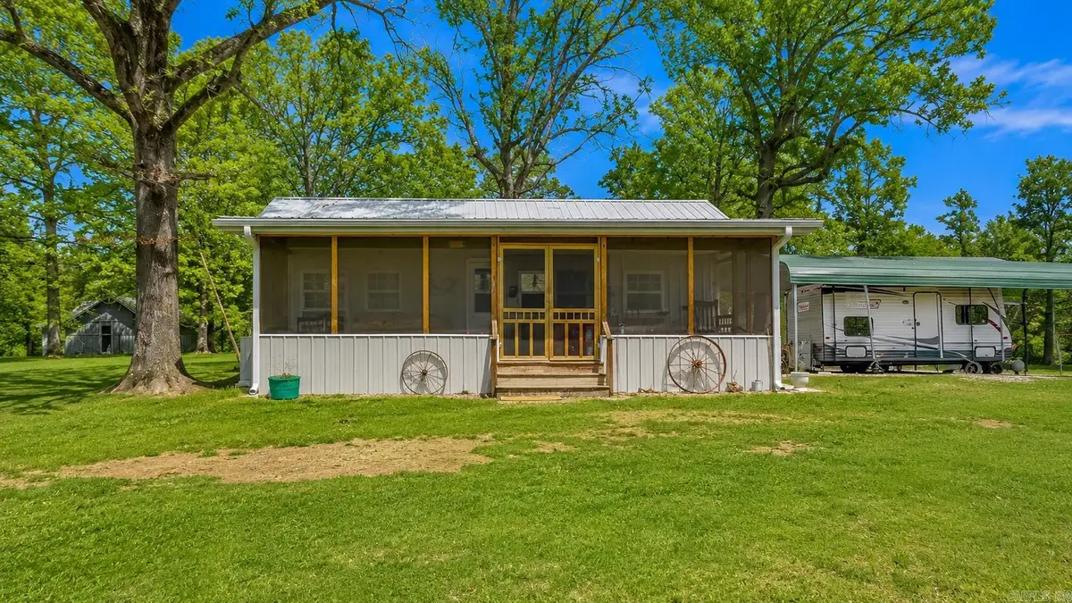 929 W River Road, Strawberry, AR 72469 - #1