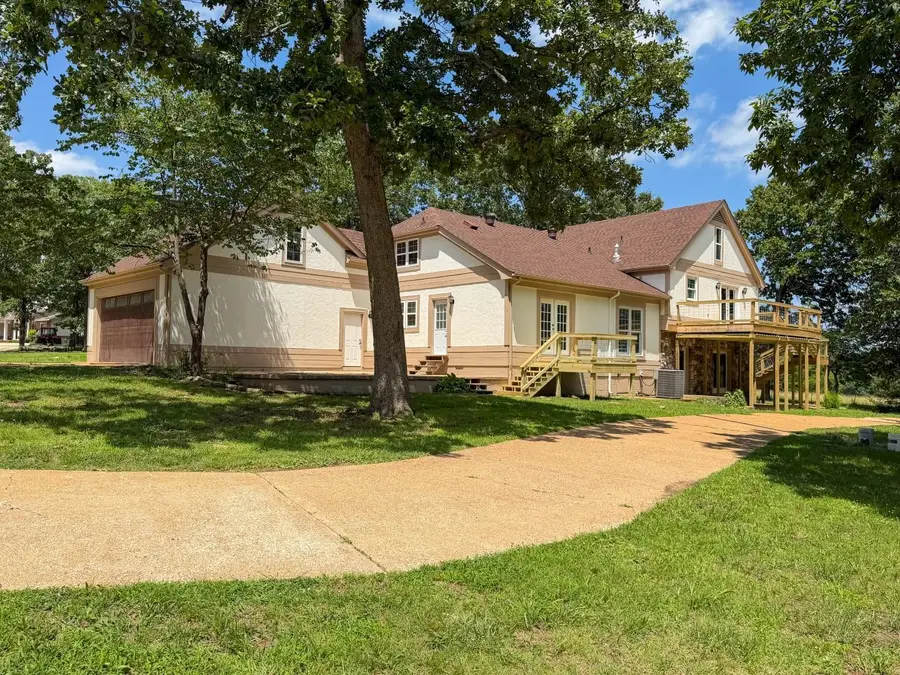 201 E Marshall Drive, Cherokee Village, AR 72529 - #2