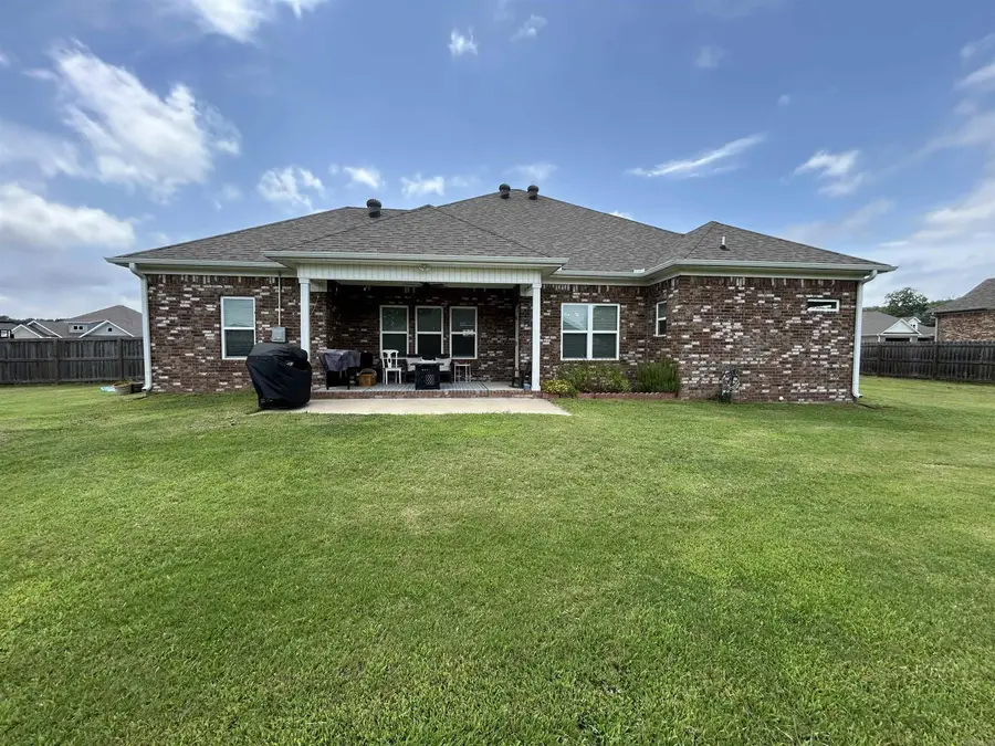 11 Sunny Drive, Morrilton, AR 72110 - #2