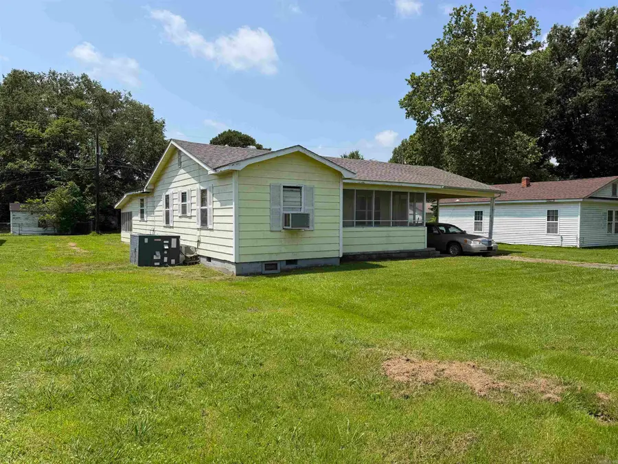 675 E Jackson Street, Piggott, AR 72454 - #3