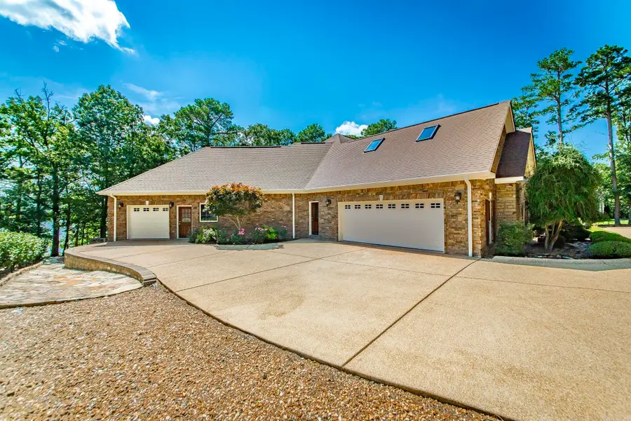 405 Grand Isle Drive, Fairfield Bay, AR 72088 - #2