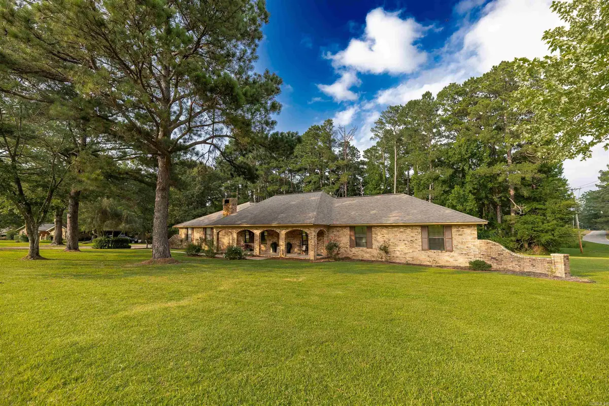 233 Chinquepin Dr, Magnolia, AR 71753 - #1