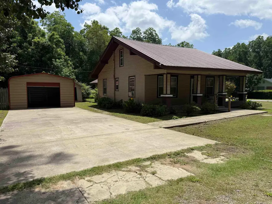 211 S 1st Street, Heber Springs, AR 72543 - #3