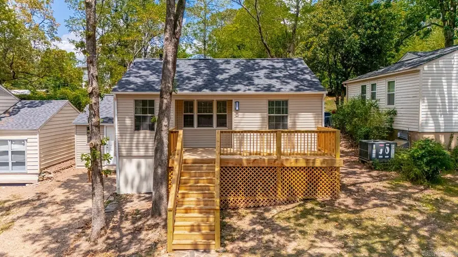 6712 Longwood Road, Cammack Village, AR 72207 - #3
