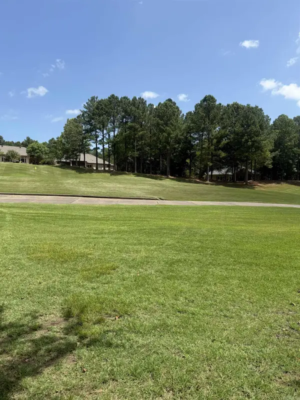 27 Elcano Drive, Hot Springs Village, AR 71909
