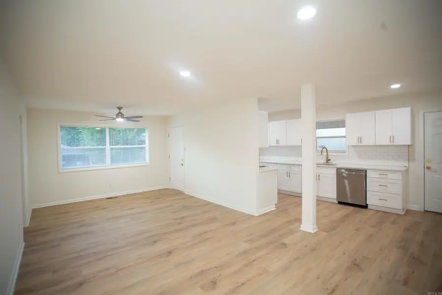6905 W 34th Street, Little Rock, AR 72204 - #3