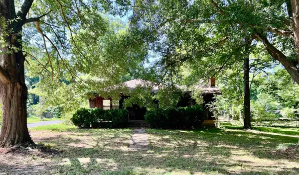127 E Mill Street, Malvern, AR 72104