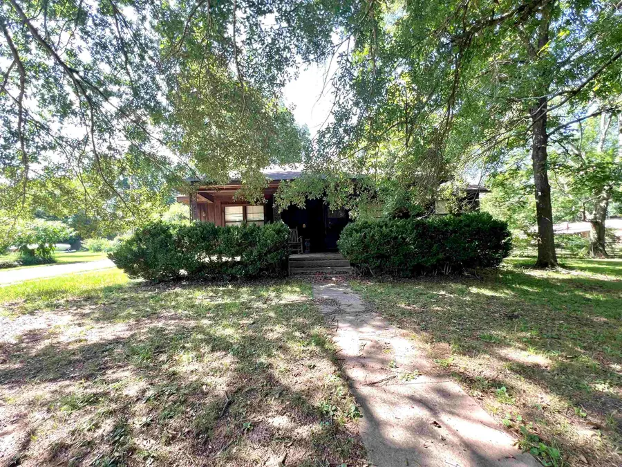 127 E Mill Street, Malvern, AR 72104 - #2