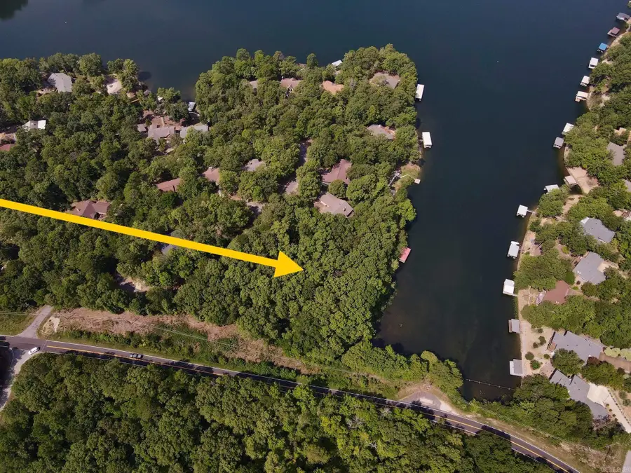 15 Delavega Circle, Hot Springs Village, AR 71909 - #3