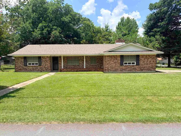 400 Parkway Drive, White Hall, AR 71602