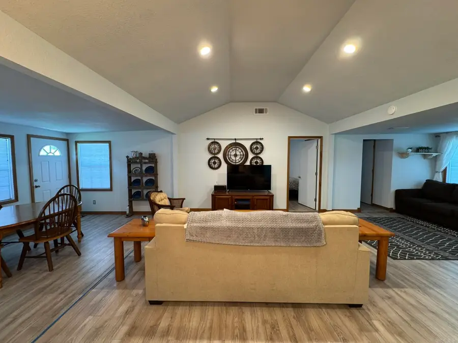 132 Cr 101, Norfork, AR 72658 - #3