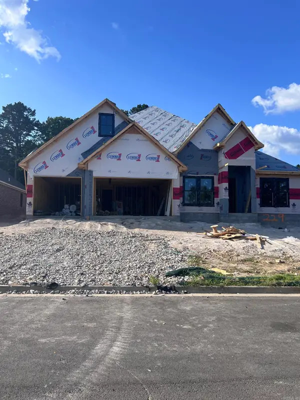 229 Gardens Gate, Hot Springs, AR 71913