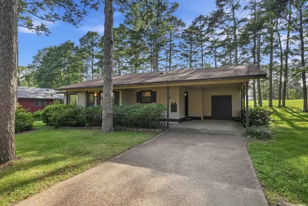 210 Snead Drive, Fairfield Bay, AR 72088