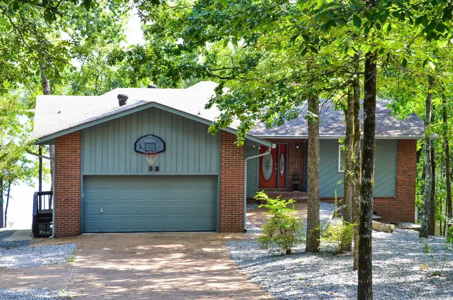 38 Estremedura Dr, Hot Springs Village, AR 71909 - #2