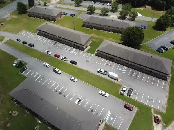 6720 Dollarway Rd, White Hall, AR 71602