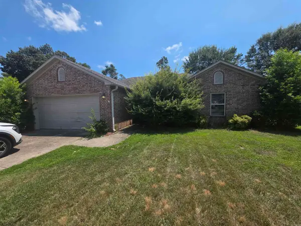 37 Green Apple Drive, Ward, AR 72176