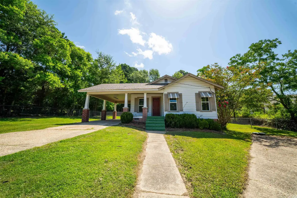 111 N Wyatt Dr, El Dorado, AR 71730 - #1