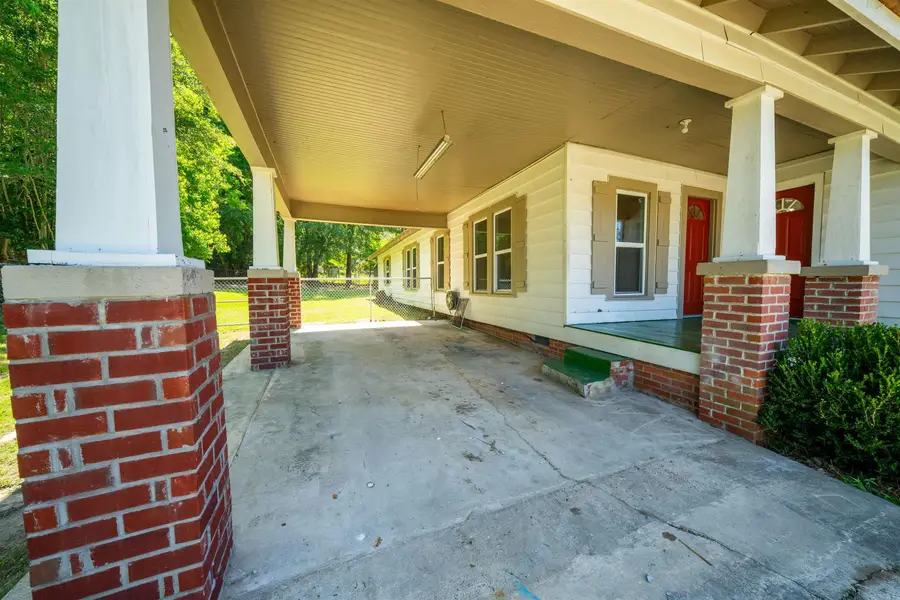 111 N Wyatt Dr, El Dorado, AR 71730 - #2