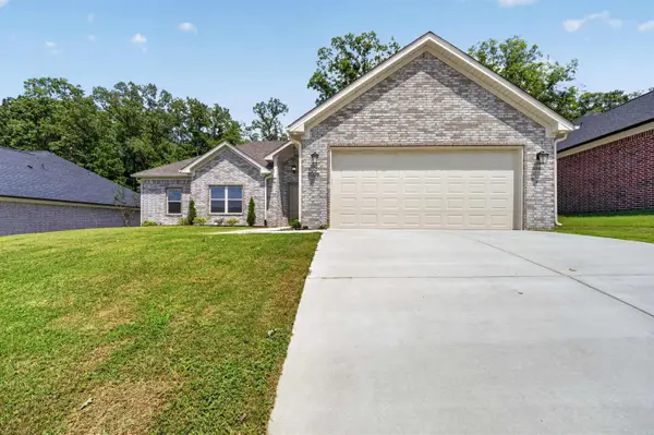 5009 Springwood Circle, Bryant, AR 72022