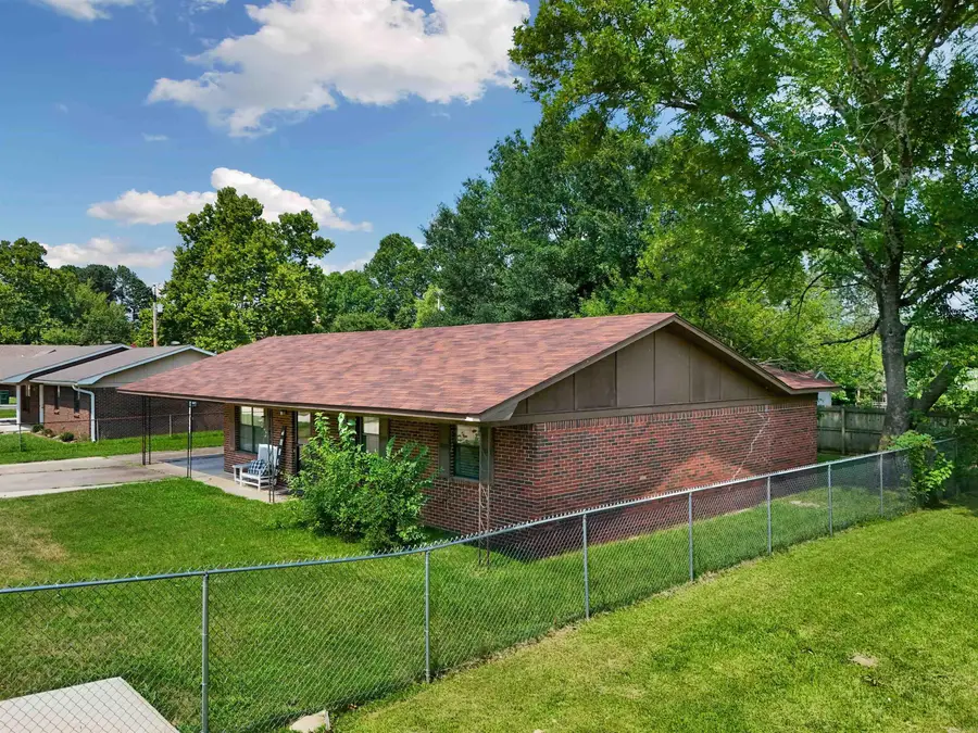 680 E German Lane, Conway, AR 72032 - #2