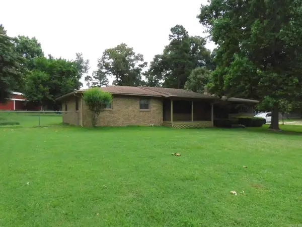 5218 Honeysuckle Road, Little Rock, AR 72206