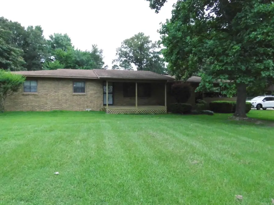5218 Honeysuckle Road, Little Rock, AR 72206 - #3