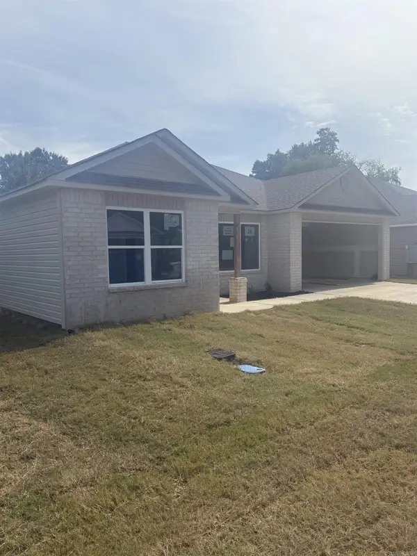 1205 Manor Oaks Boulevard, Searcy, AR 72143