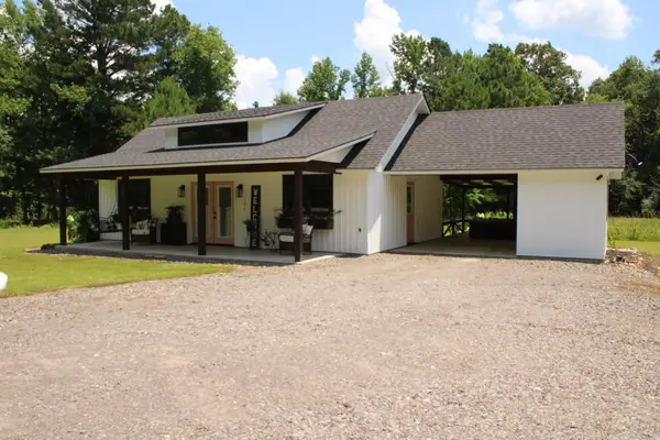 106 Hendrix Road, Lockesburg, AR 71846
