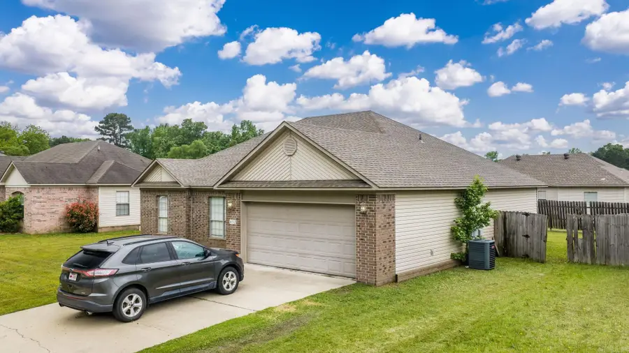 432 Nottingham Drive, Cabot, AR 72023 - #3