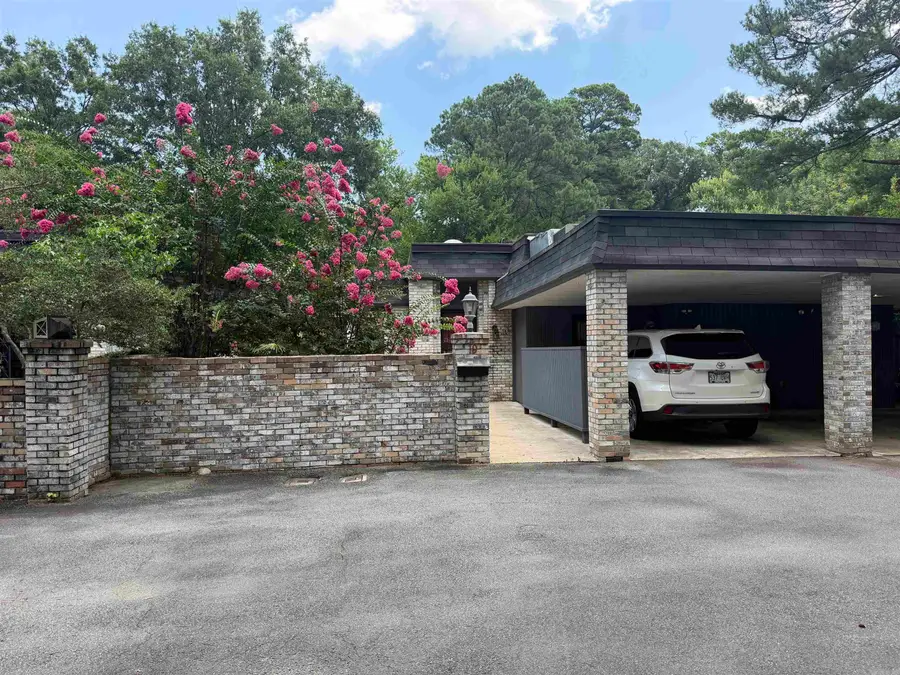 19 Westridge Drive, Pine Bluff, AR 71603 - #2