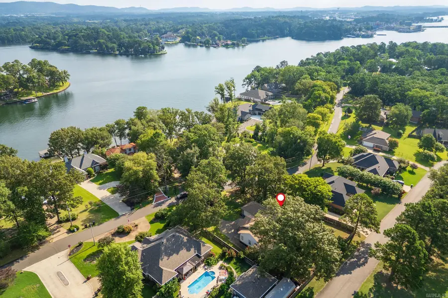 300 Tanglewood Road, Hot Springs, AR 71913 - #2